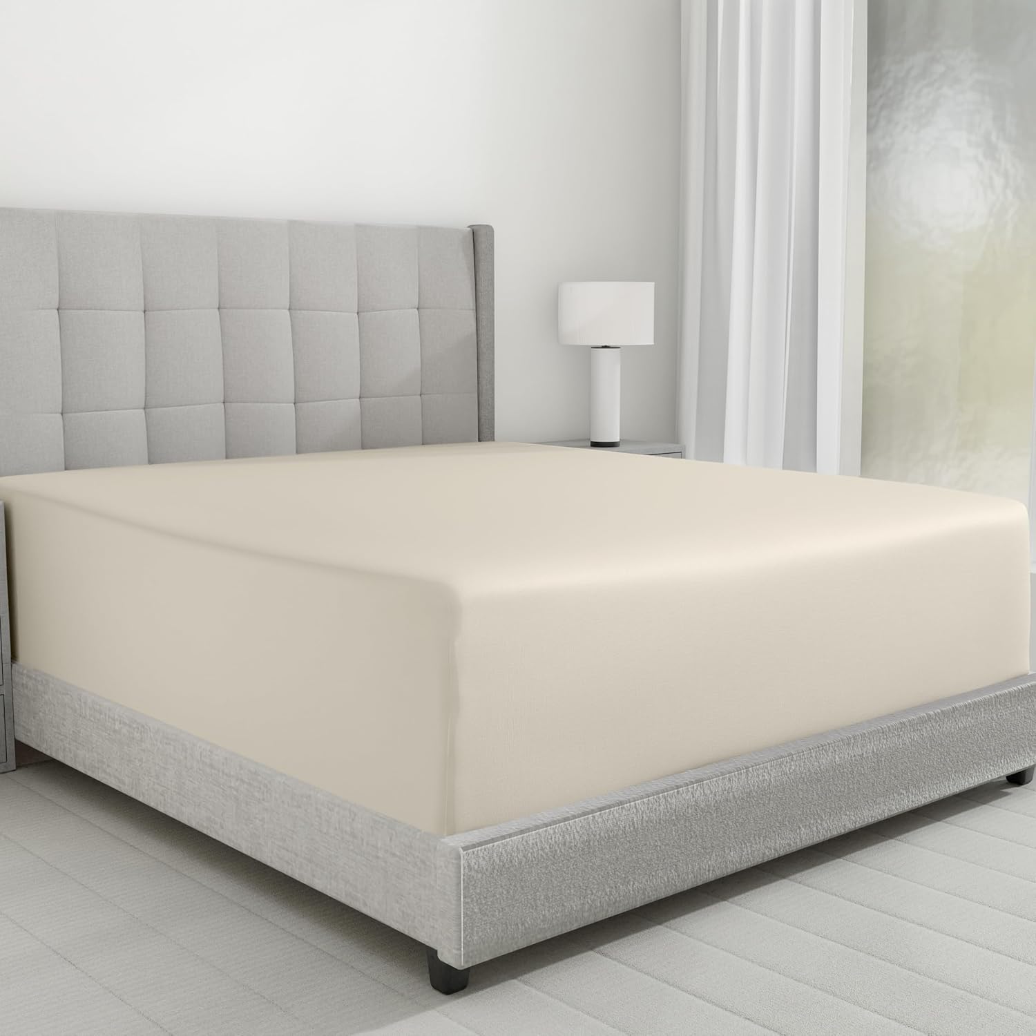 California Design Den Luxurious King Size Fitted Sheet Only - 100% Cotton, 600 Thread Count Sateen, Soft Deep Pocket Bottom Fitted Sheet, Premium-Feel Bedding, Featuring Foot Side Indicator - White