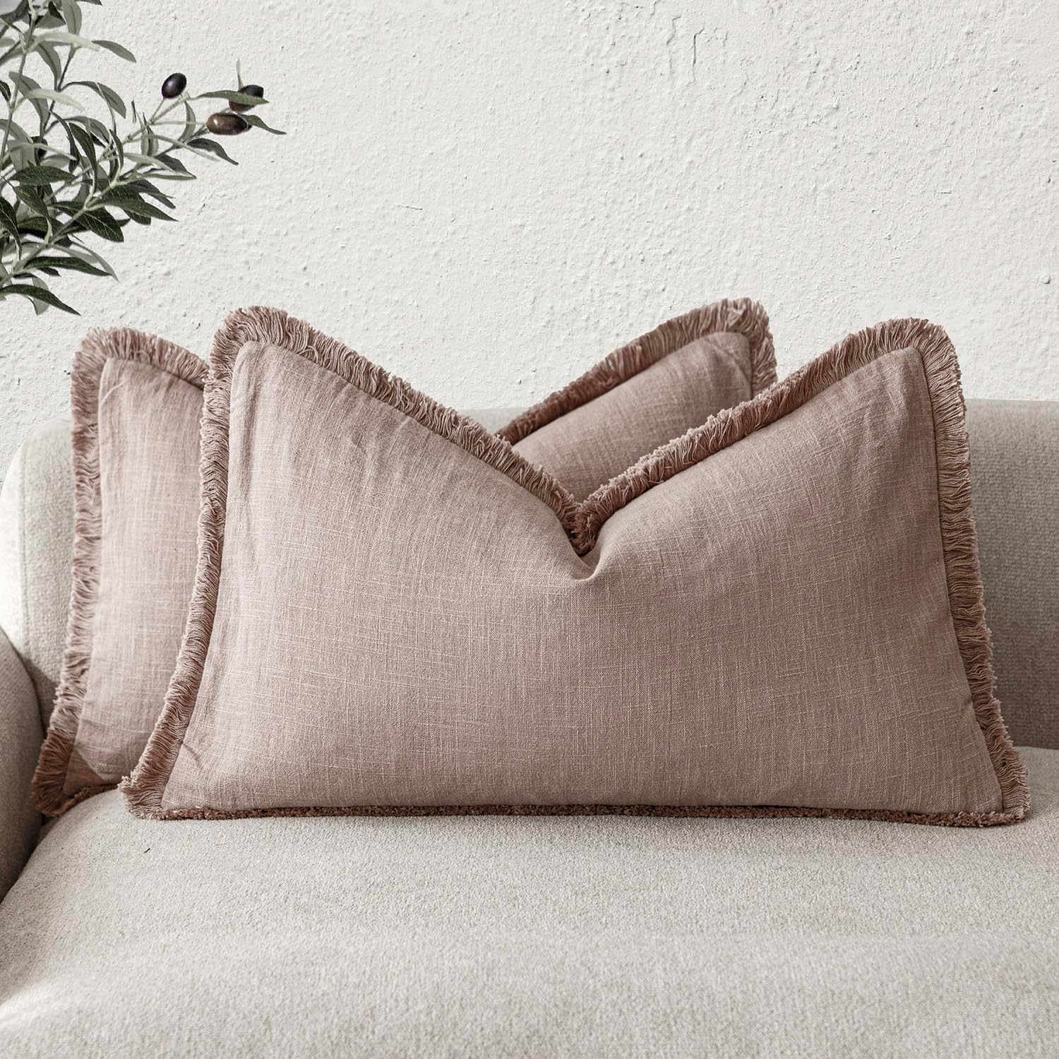 Foindtower Set of 2 Decorative Linen Fringe Throw Pillow Covers Cozy Boho Farmhouse Cushion Cover with Tassels Soft Accent Pillowcase for Couch Sofa Bed Living Room Home Decor, 26×26 Inch, Light Brown