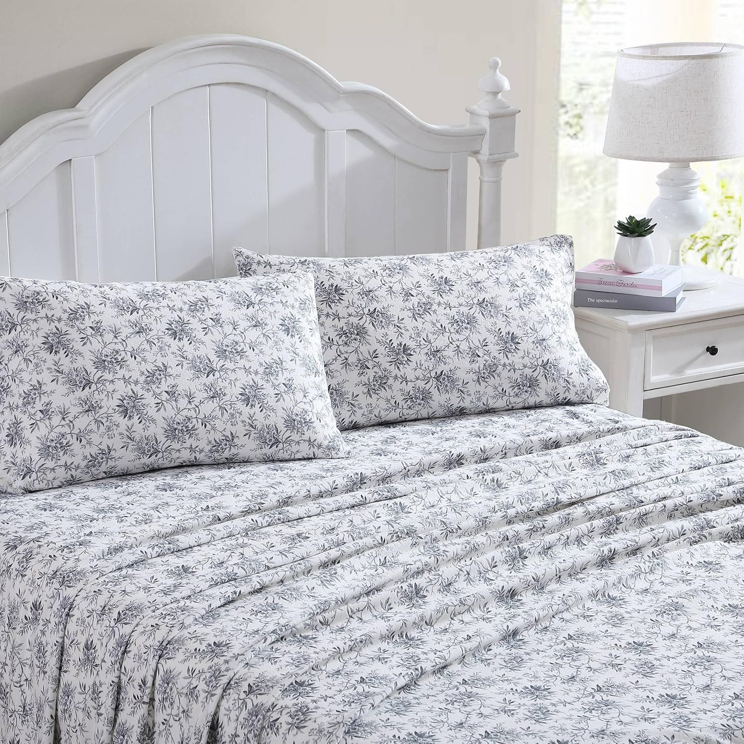 Laura Ashley - Flannel Sheets Queen Size, Anti-Pilling & Wrinkle Resistant Cotton, Touchably Soft for All-Season Comfort - Bed Sheets with Matching Pillowcases & Fitted Sheet (Mulholland Plaid Blue)