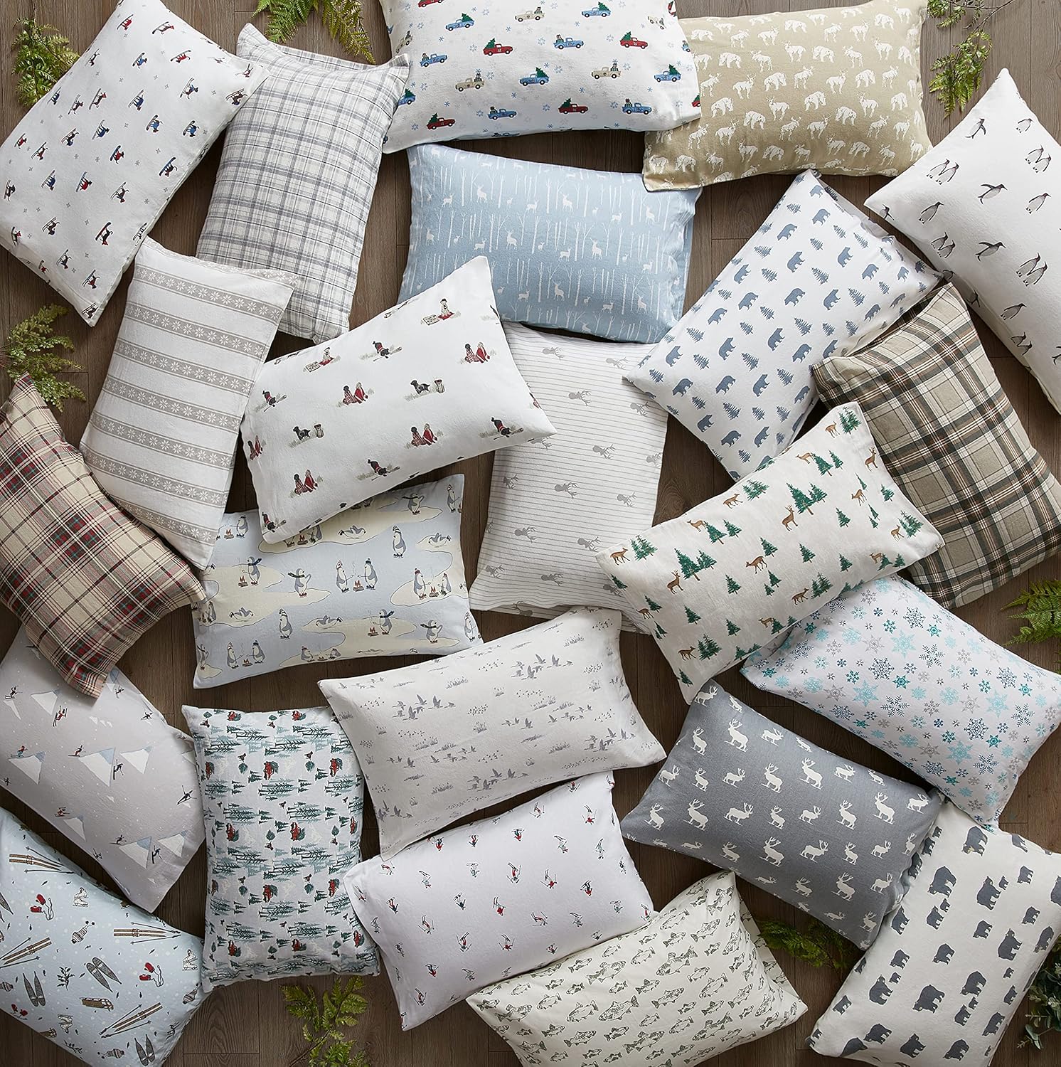 Eddie Bauer - Flannel Sheets Queen Size, Anti-Pilling & Wrinkle Resistant Cotton, Touchably Soft for All-Season Comfort - Bed Sheets with Matching Pillowcases & Fitted Sheet (Montlake Plaid Red)